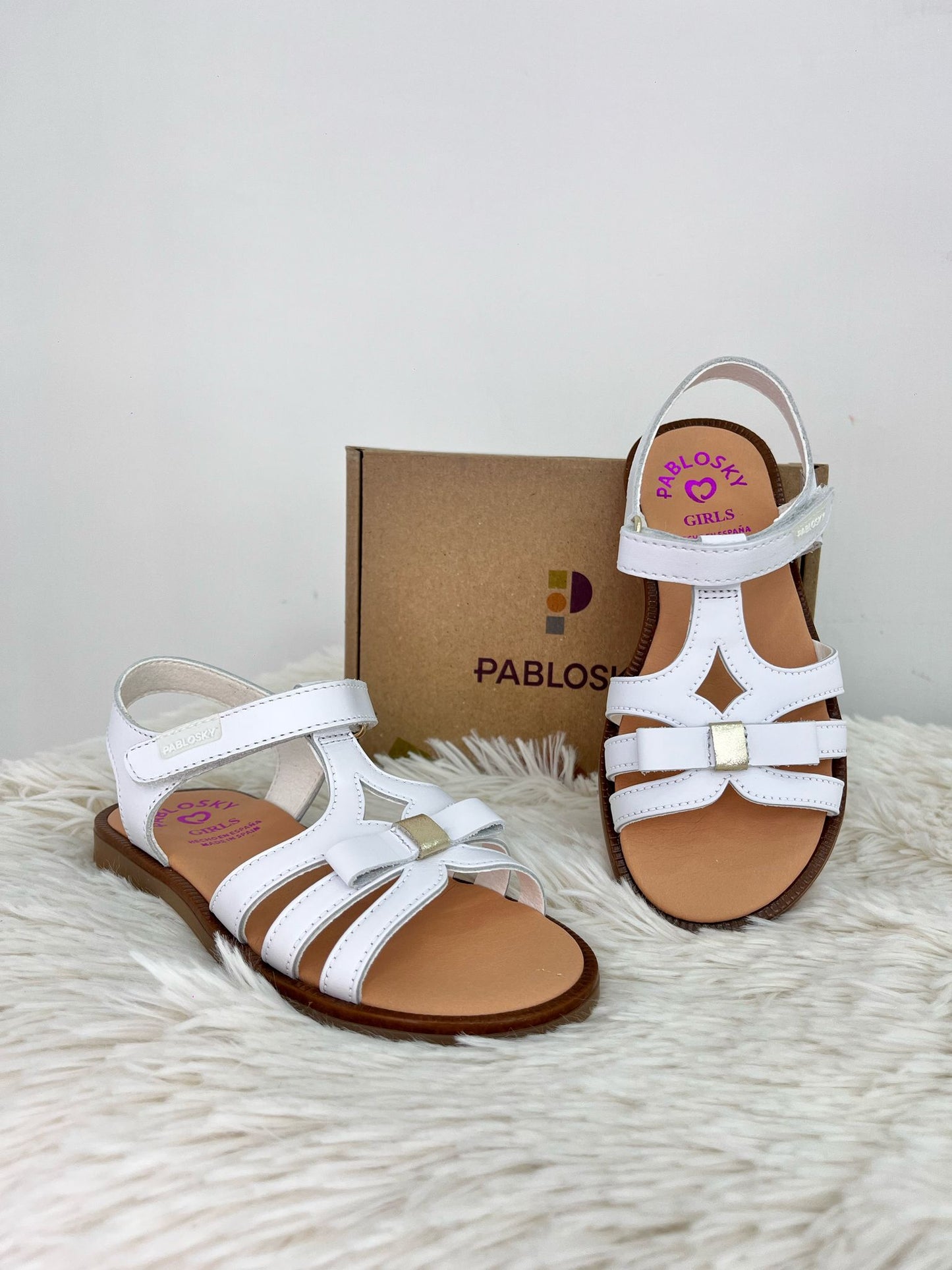 438600 PABLOSKY fiocco