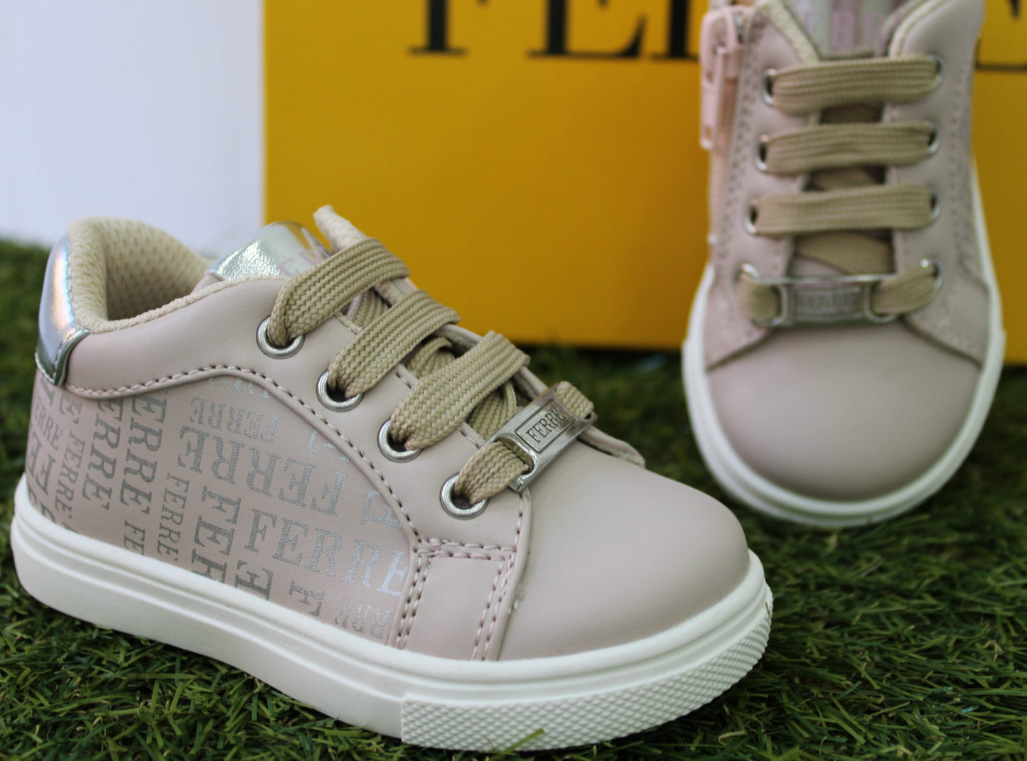 FB-350 FERRE sneakers rosa/argento