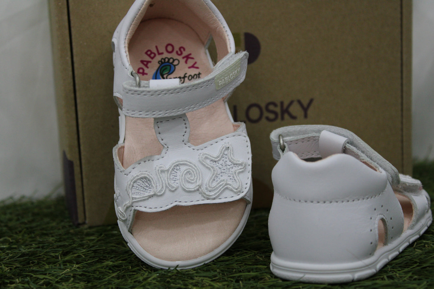066900 PABLOSKY bianco
