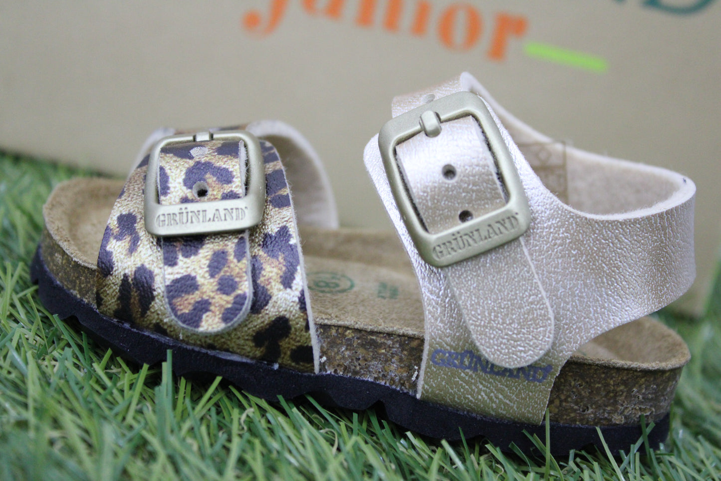 SB1367 GRUNLAND sandalo maculato