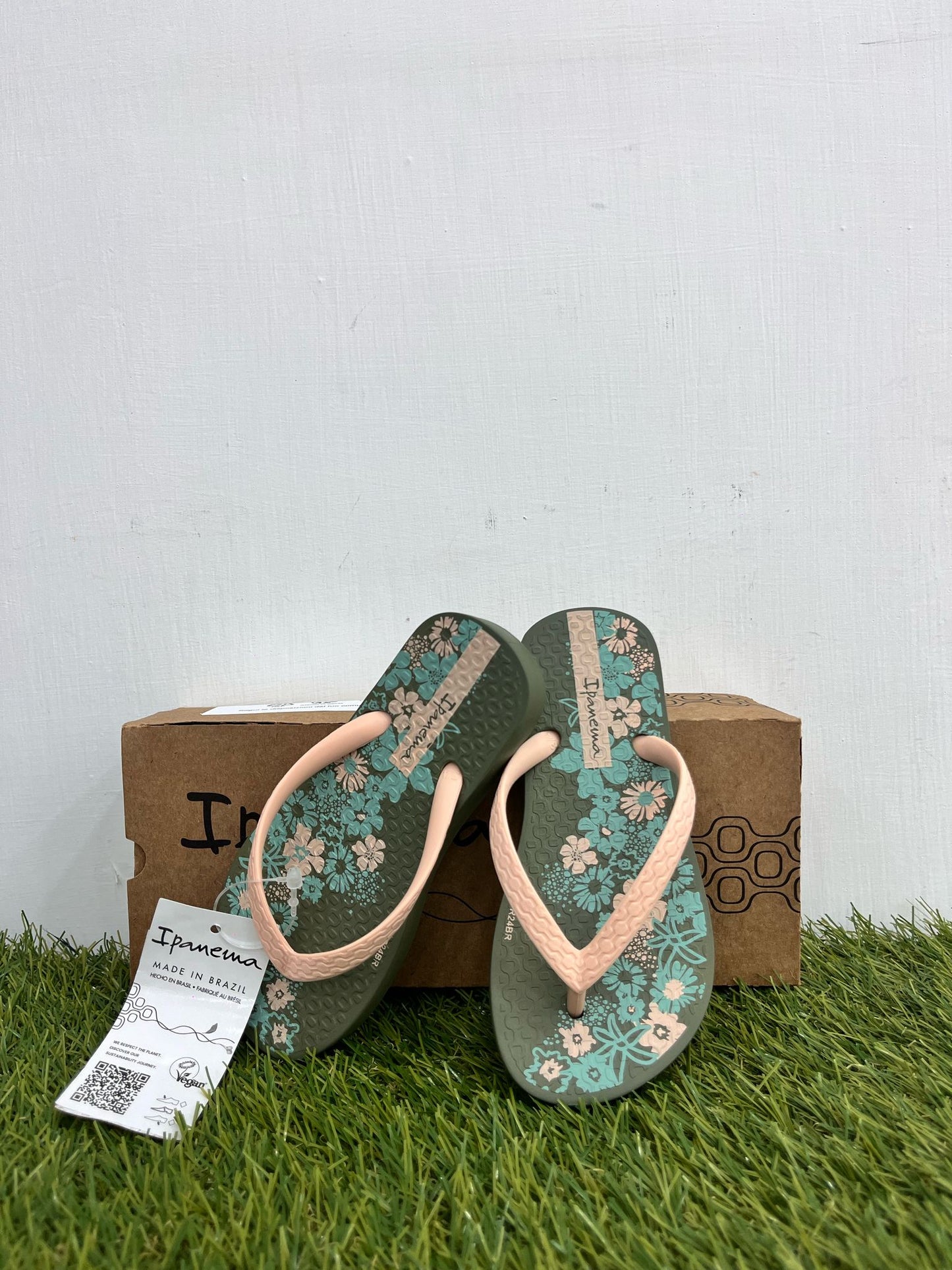IP83667 IPANEMA fiori verde