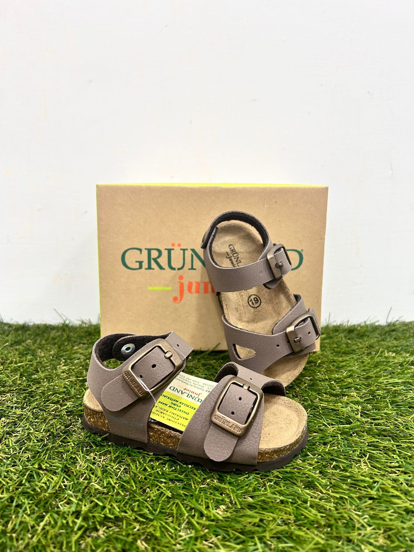 SB0025 / SB0901 GRUNLAND testa di moro