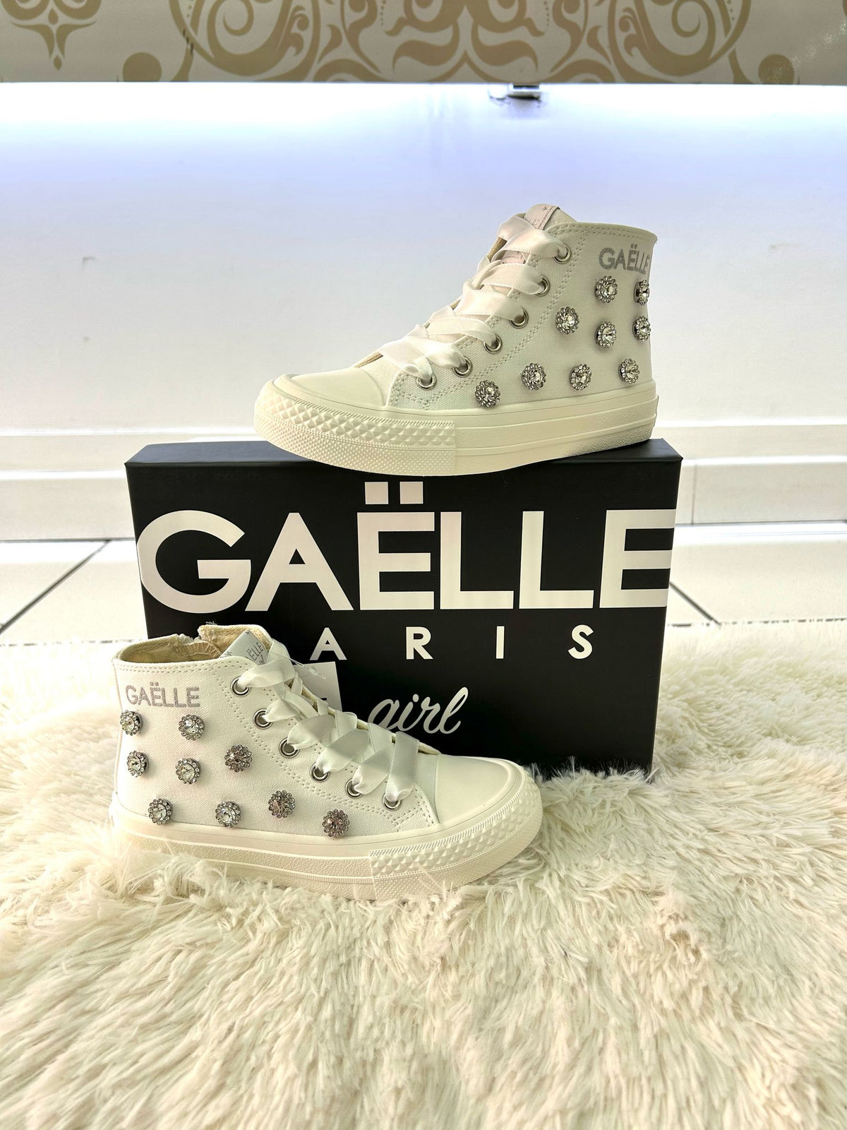 GV0005T GAELLE sneakers bijoux