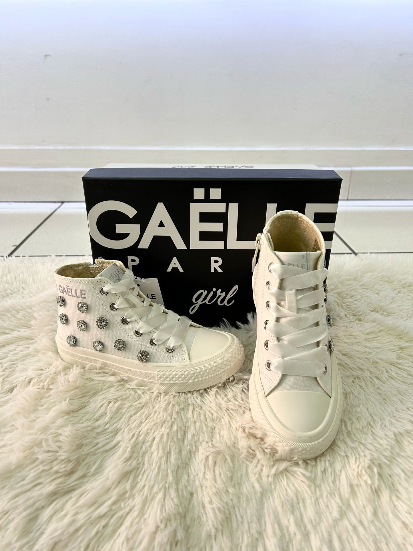 GV0005T GAELLE sneakers bijoux