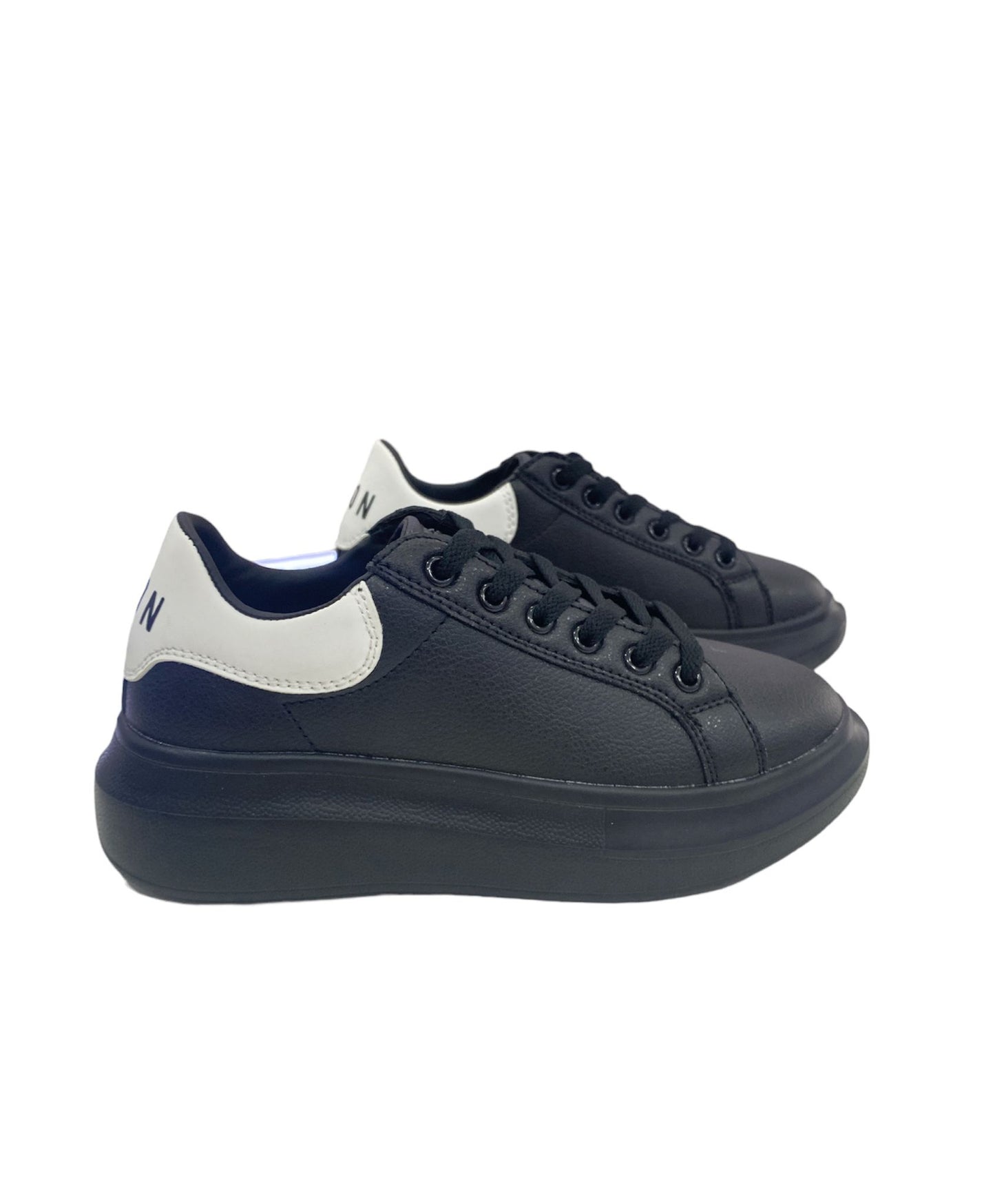 03571 ICON sneakers nera