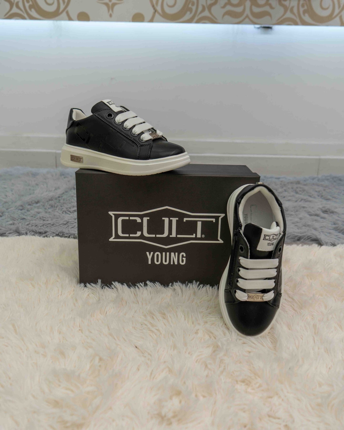T-192 CULT sneakers nera