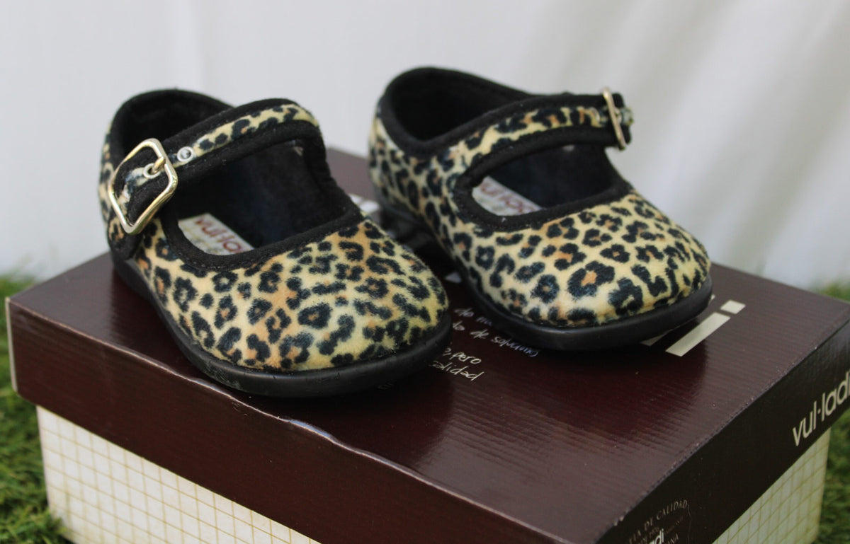 1210/7408 VULLADI leopardate