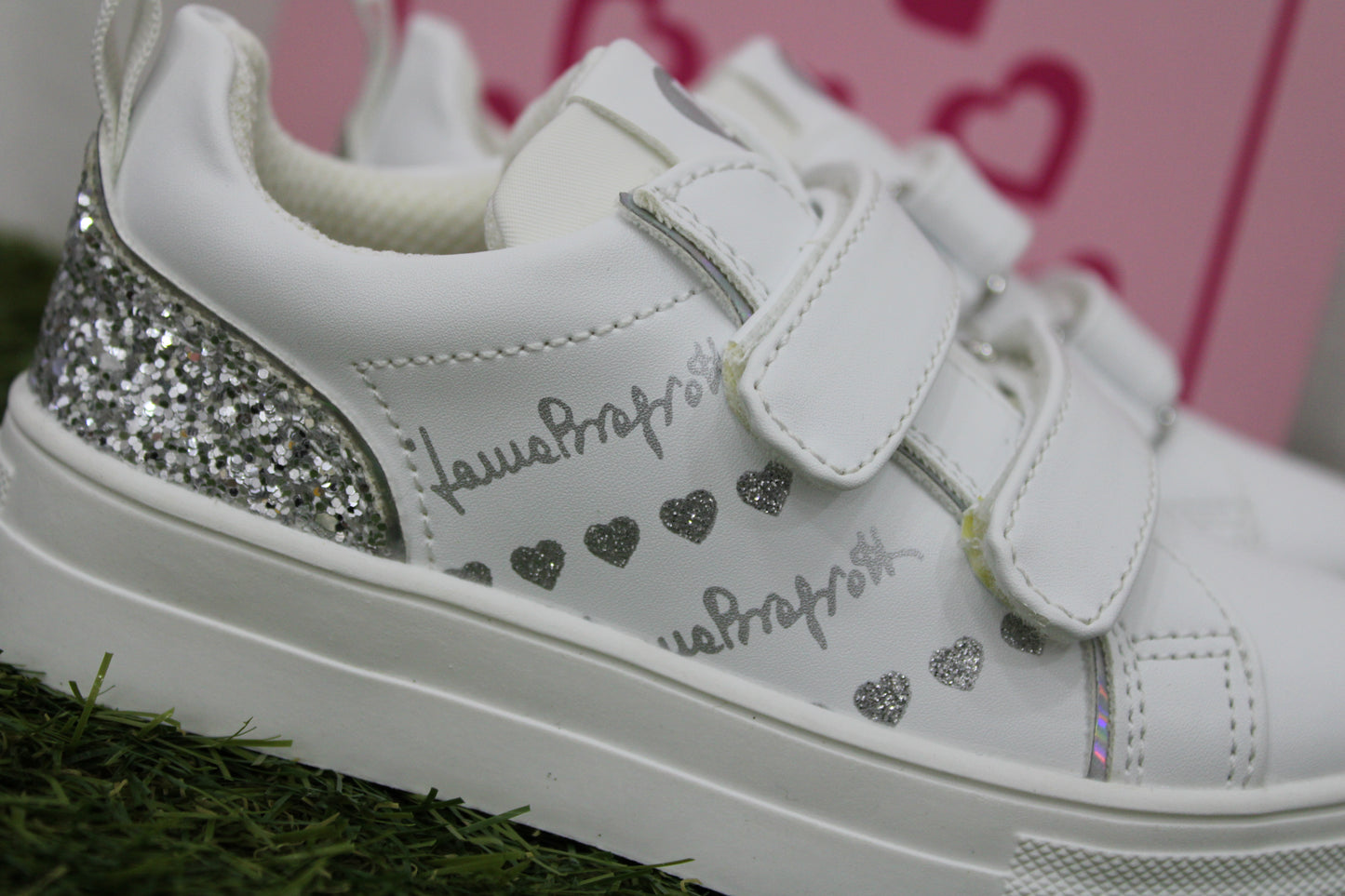 9859 LAURA BIAGIOTTI