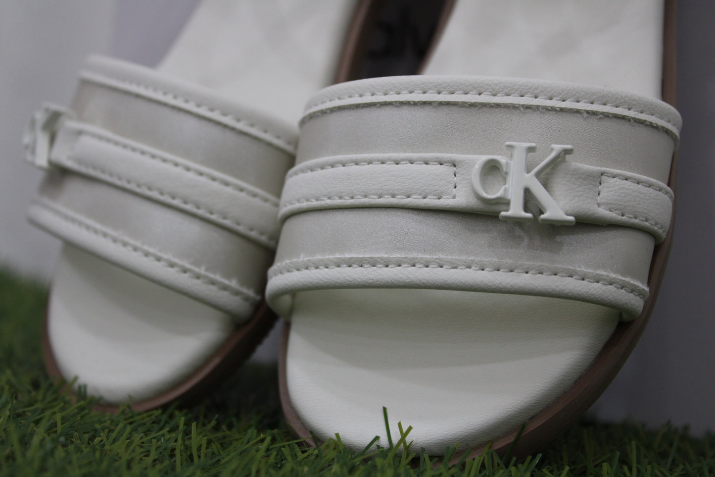 83248 CALVIN KLEIN bianco