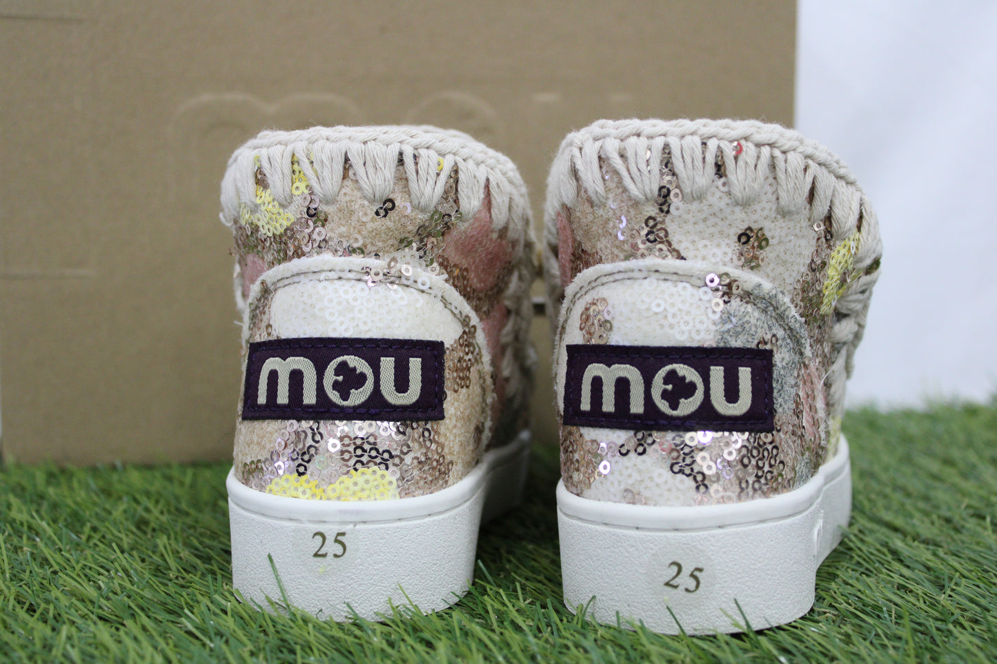 MU.SK211020K MOU sneaker floreale