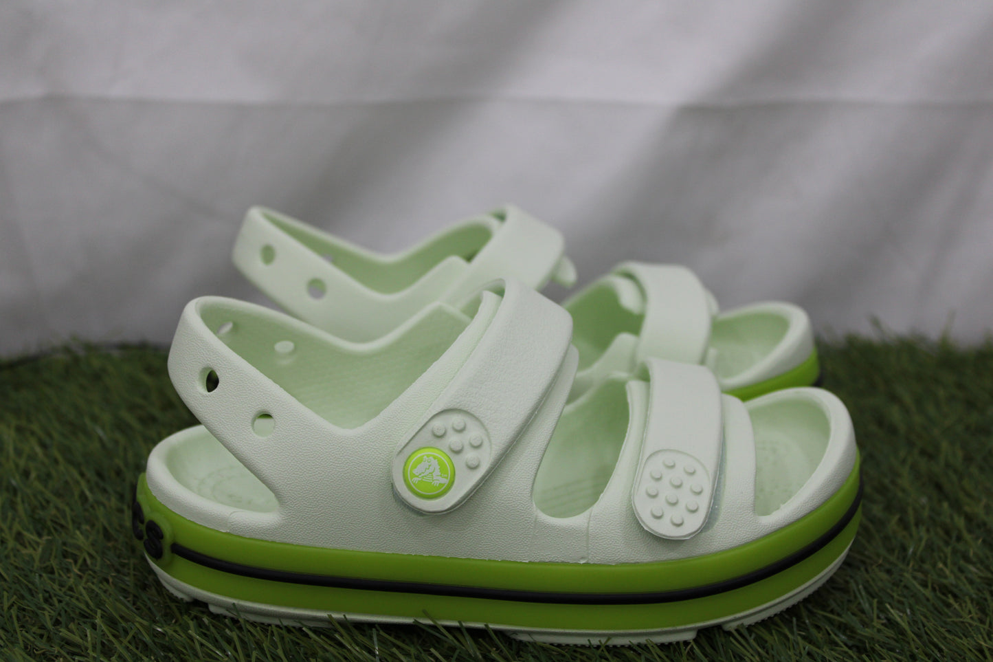 213345 CROCS verde