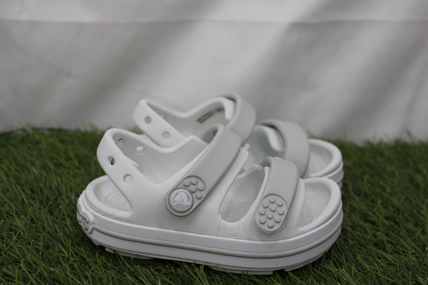 209424 CROCS grigia