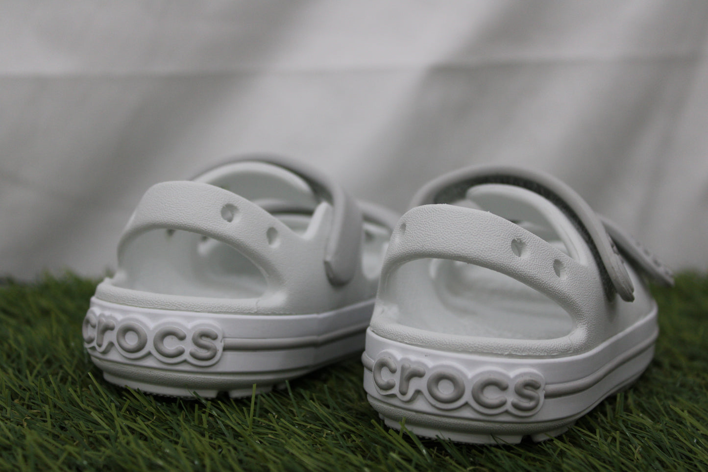 209424 CROCS grigia