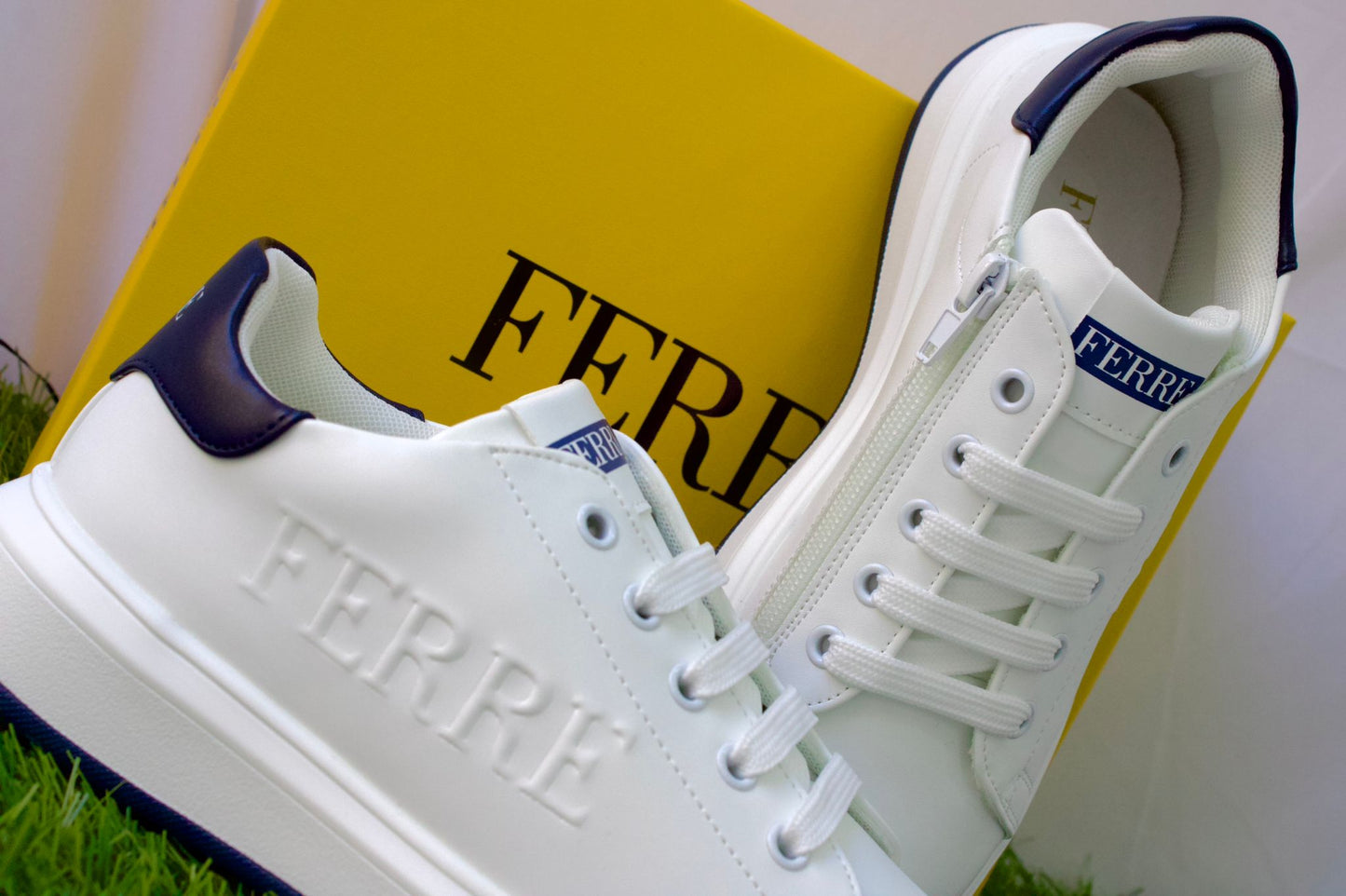 FB-220 FERRE sneakers bianca