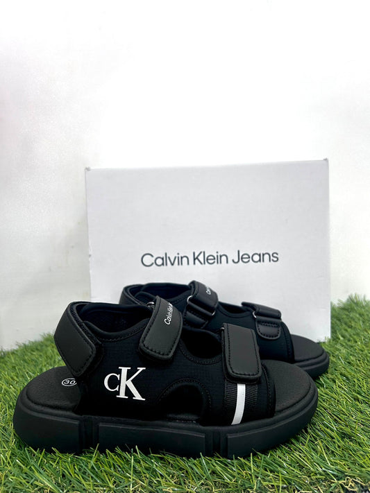 CALVIN KLEIN 83023  total black