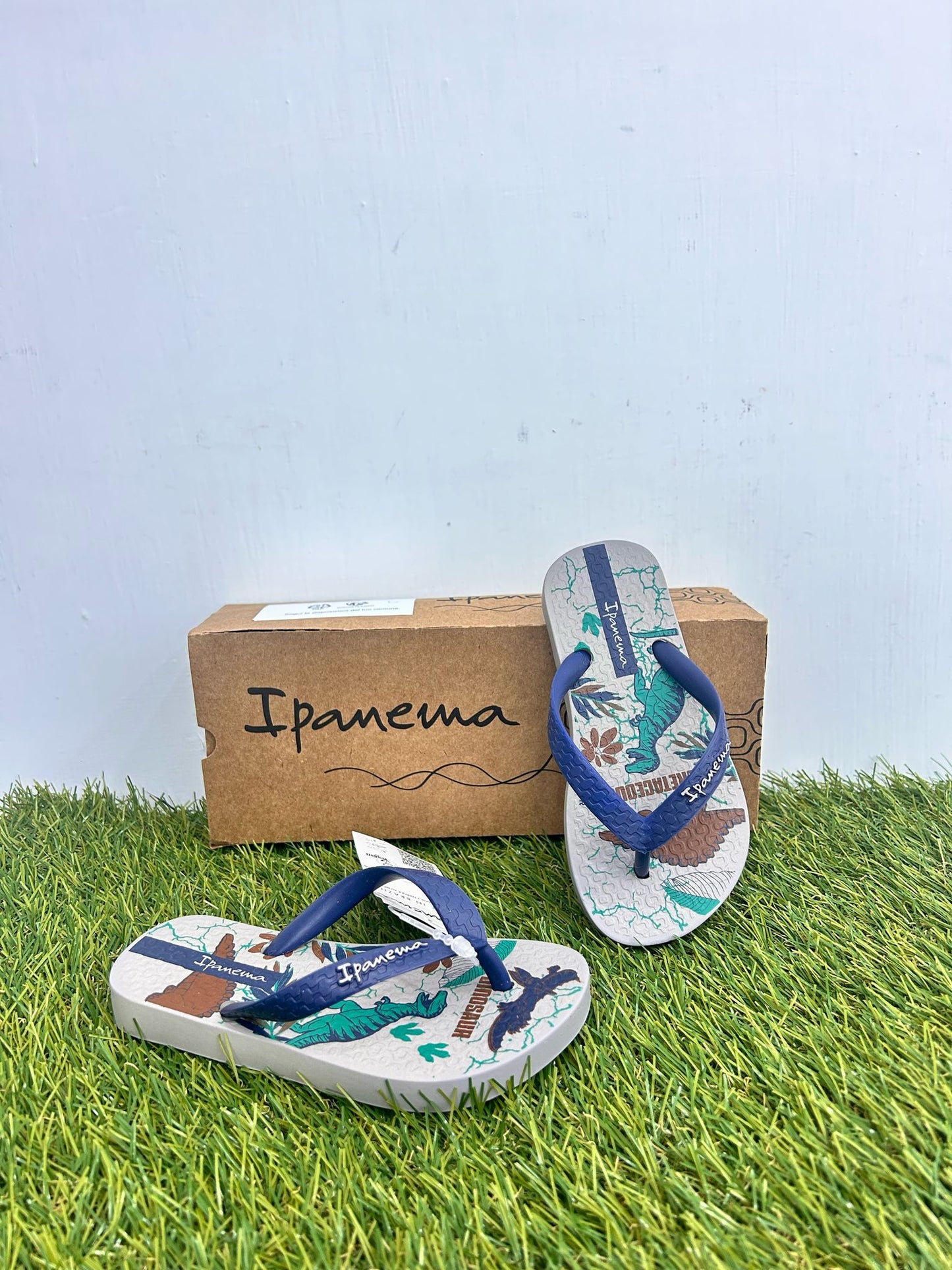 IP83609 IPANEMA dinosauro