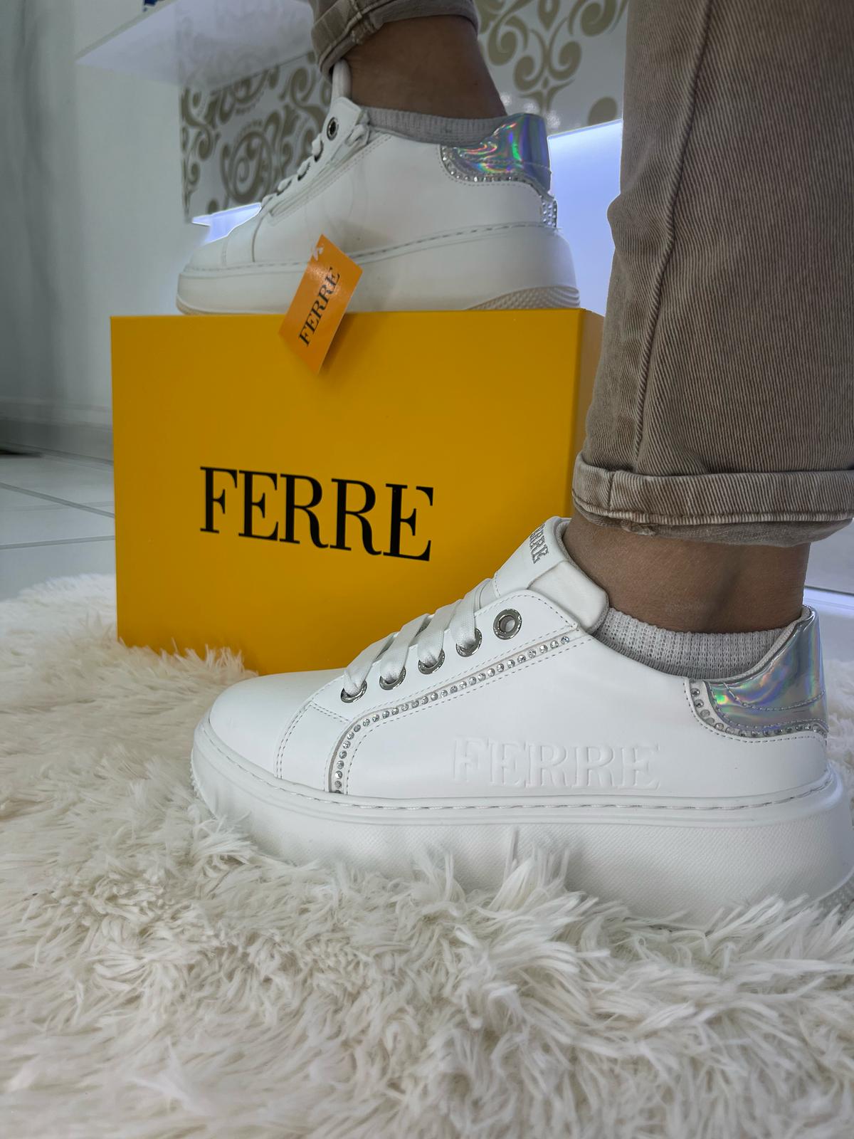 FB-071 FERRE  WHITE/SILVER DONNA