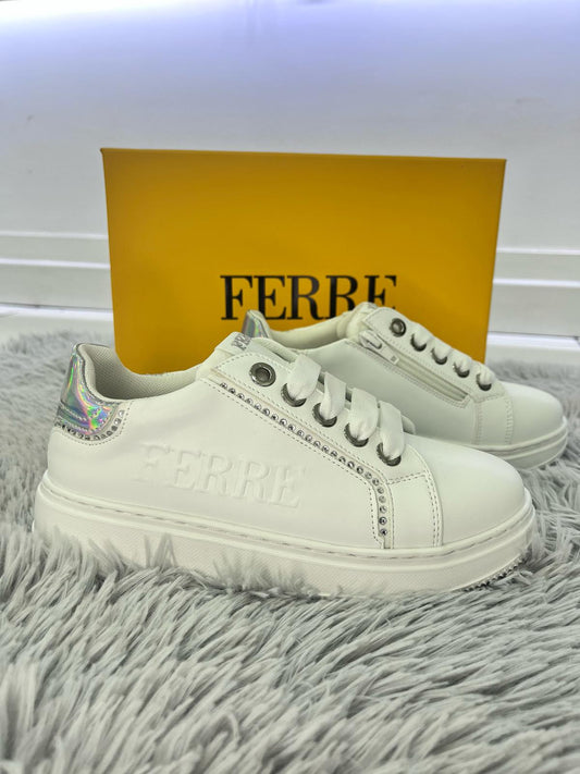 FB-071 FERRE  WHITE/SILVER DONNA