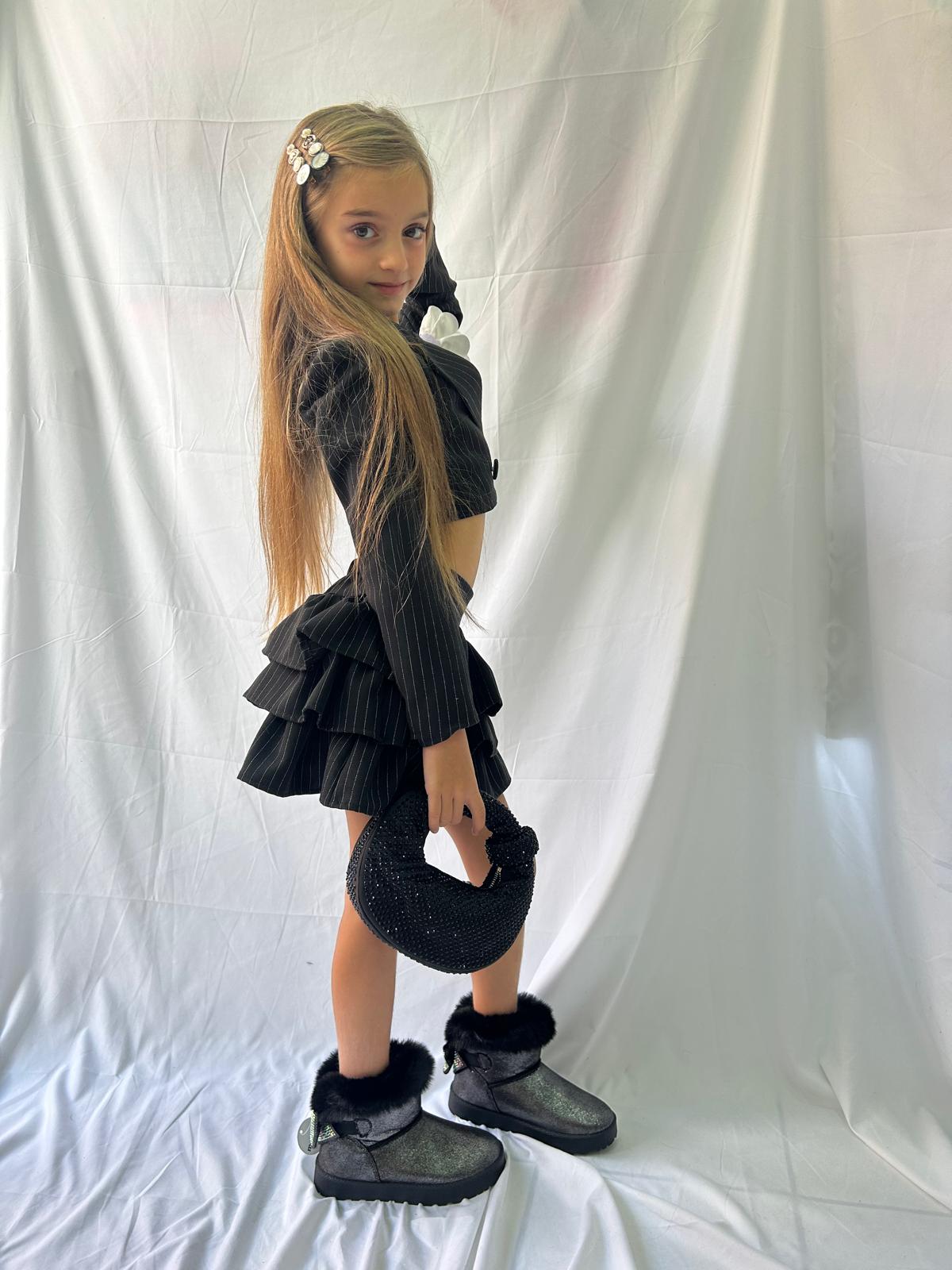 MU25304 MELANIA pelliccia nera