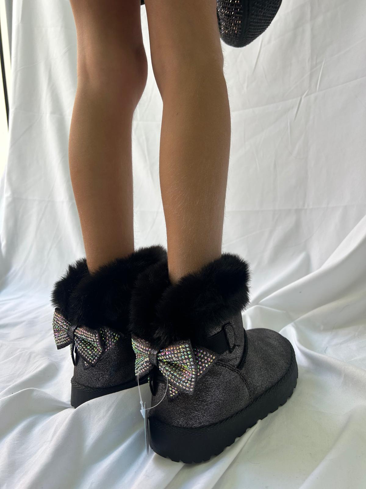 MU25304 MELANIA pelliccia nera